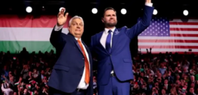 JD Vance' Wahlkampfhilfe für Orbán wird zum Bumerang - US-Vizepräsident im Netz verspottet