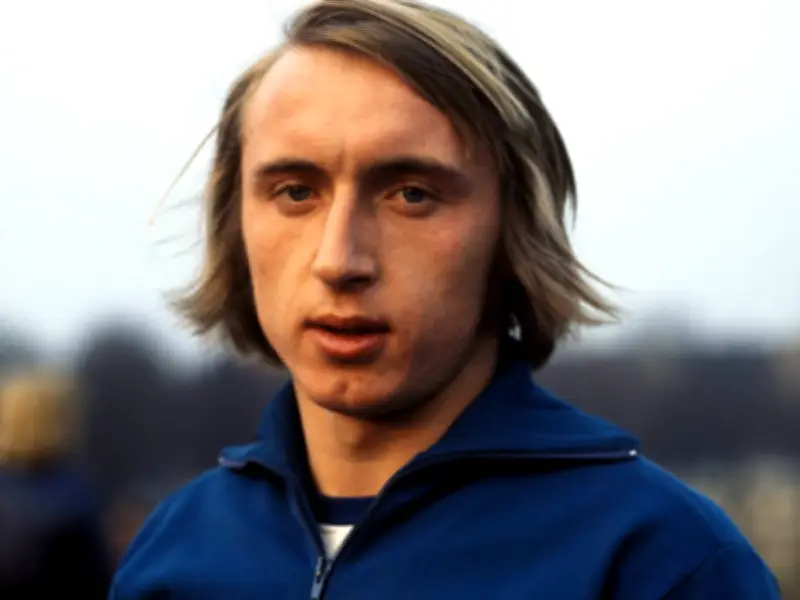 Joachim Streich: Der legendäre DDR-Torjäger und seine unvergessene Karriere