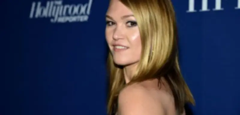 Julia Stiles: Beleidigt von Casting-Sprüchen „Lächle mehr“
