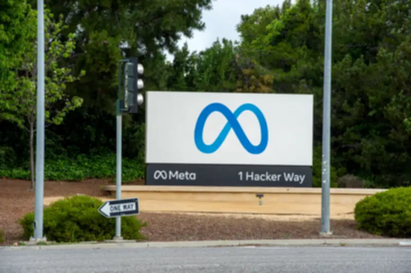 KI ersetzt Jobs im Silicon Valley: Meta entlässt fast 8.000 Mitarbeiter