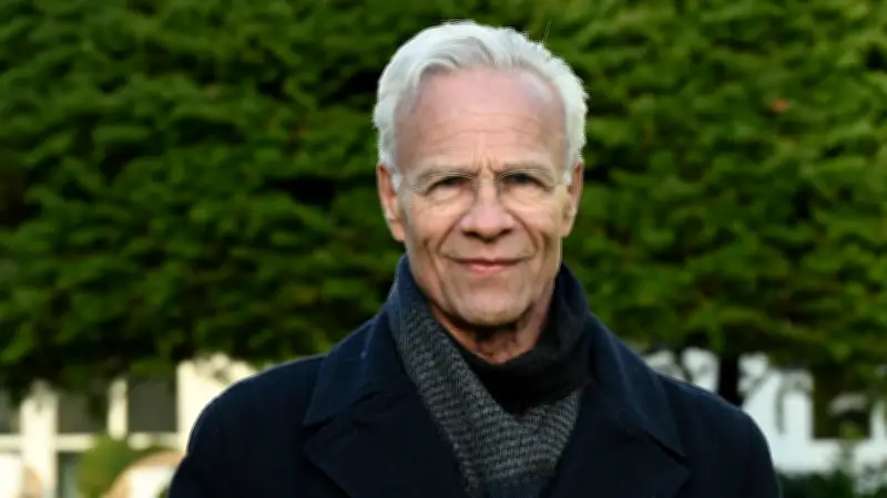 Klaus J. Behrendt: Vom Bergmann zur Tatort-Legende - Karriere und Privatleben