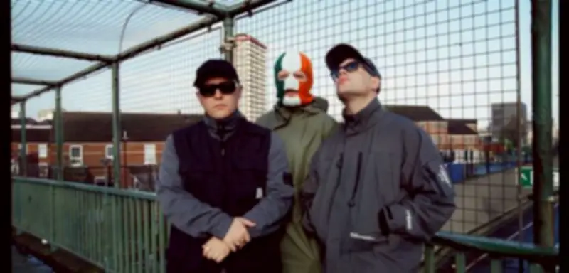 Kneecap: Wie die umstrittenste Band Nordirlands die Pop-Welt spaltet