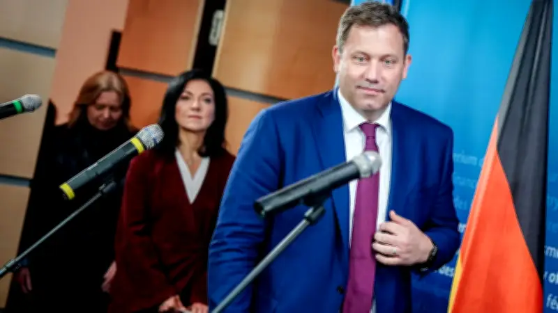 Koalitionsstreit eskaliert: Merz befremdet über Spritpreis-Debatte zwischen Reiche und Klingbeil