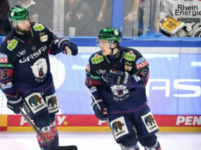Kretzschmars Doppelpack beschert Eisbären Berlin Auftaktsieg im DEL-Halbfinale