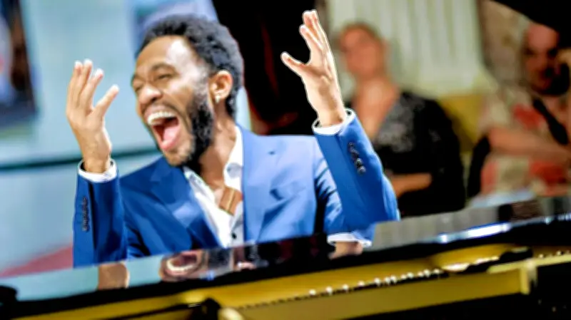 Kubanische Jazzlegende Dayramir González gastiert am Karsamstag im Roten Horizont Halle