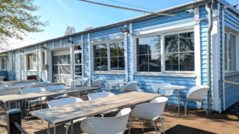 Kult-Restaurant Tischlerei am Greifswalder Hafen schließt nach 20 Jahren