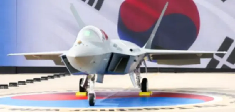 Kunstflug-Debakel: Südkoreanischer Kampfjet-Pilot rammt Kollegen bei riskantem Manöver