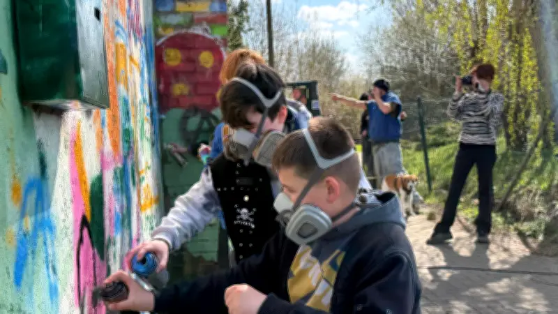 KuT Gadebusch: Graffiti-Workshop und Punkkonzert bereiten auf 30. Vereinsjubiläum vor