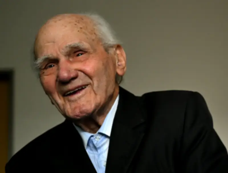 KZ-Überlebender Moiseenko singt bei 100. Geburtstag in Weimar