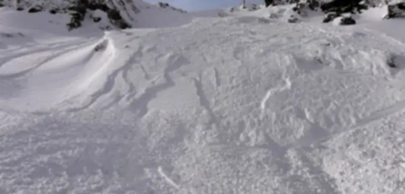 Lawinentragödie in Tirol: Snowboarder aus Berlin stirbt in Österreich