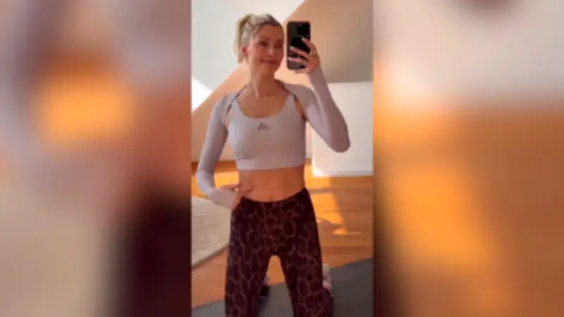 Lena Gercke verrät ihre effektiven Bauchmuskel-Übungen für den Sommer