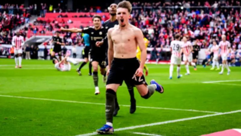 Lennart Karl erklärt seinen nackten Jubel: „Hatte es die ganze Zeit im Kopf“