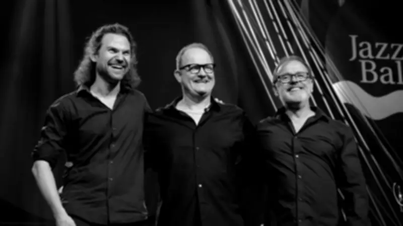 Letzte Jazznacht in der Schelfkirche: Dieter-Ilg-Trio gibt Abschiedskonzert in Schwerin