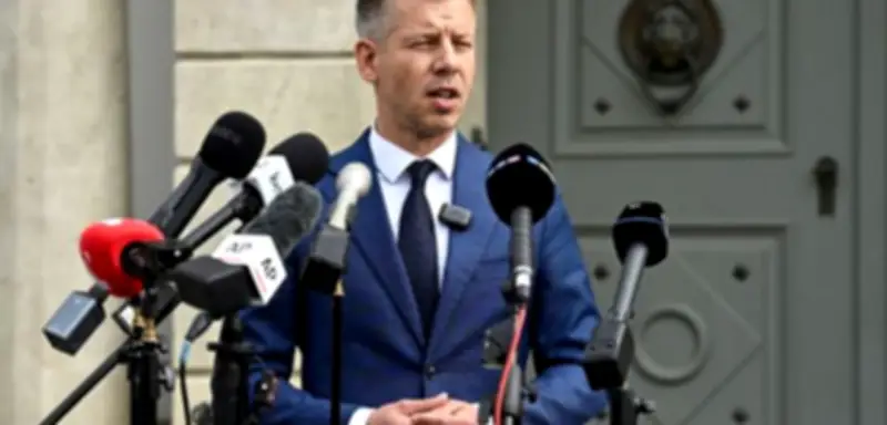 Machtwechsel in Ungarn: Wahlsieger Magyar fordert Präsidenten Sulyok zum Rücktritt auf