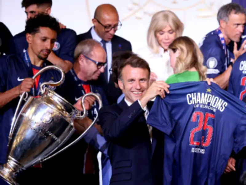 Macron tippt 3:1-Sieg für PSG gegen Bayern München