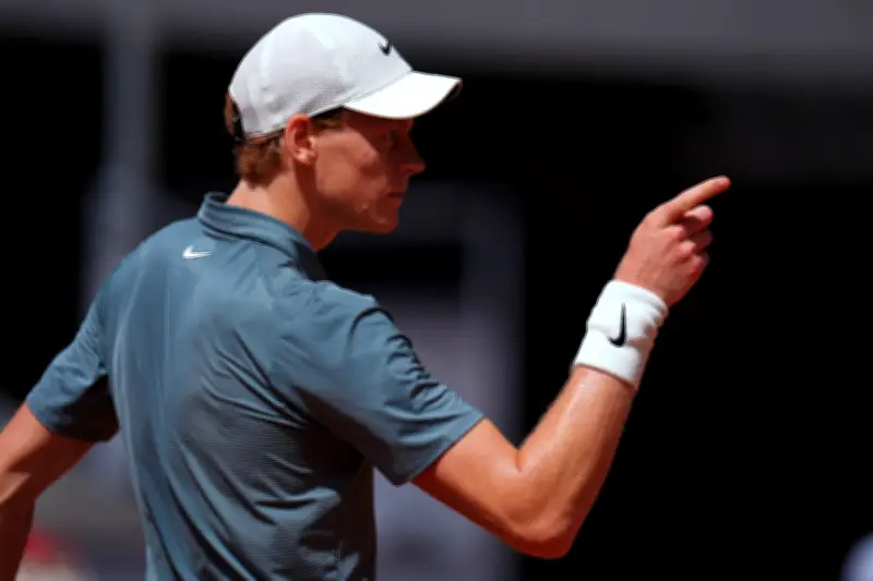 Madrid: Teenager Jodar fordert Sinner im Tie-Break heraus