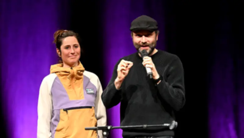 Marc-Uwe Kling im Circus Krone: Känguru ruft zur Rebellion