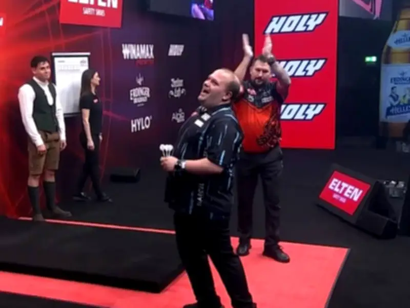 Marcel Hausotter verpasst deutschen Darts-Sensationstreich hauchzart gegen Jonny Clayton