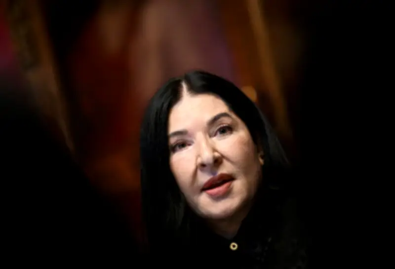 Marina Abramović: Sexuelle Befreiung und Lebensweisheit mit 80 Jahren in Berlin