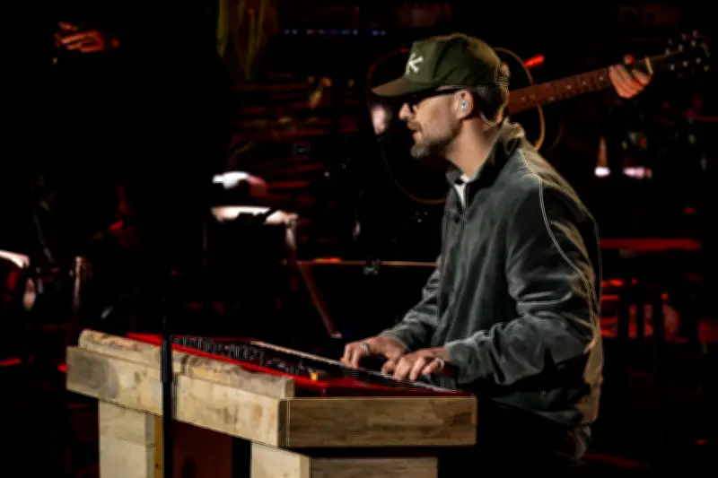 Mark Forster weint erstmals im TV: „Richtig geflennt“ bei „Sing meinen Song“