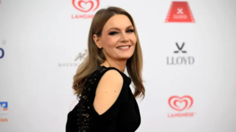 Martina Hill: Die wandelbare Comedy-Ikone im ausführlichen Porträt