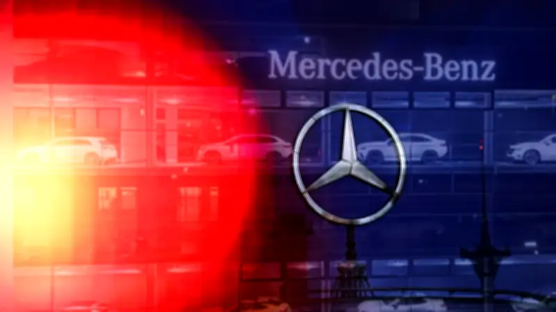 Mercedes-Benz baut trotz Kündigungsschutz 5.500 Stellen ab - mit Millionensummen