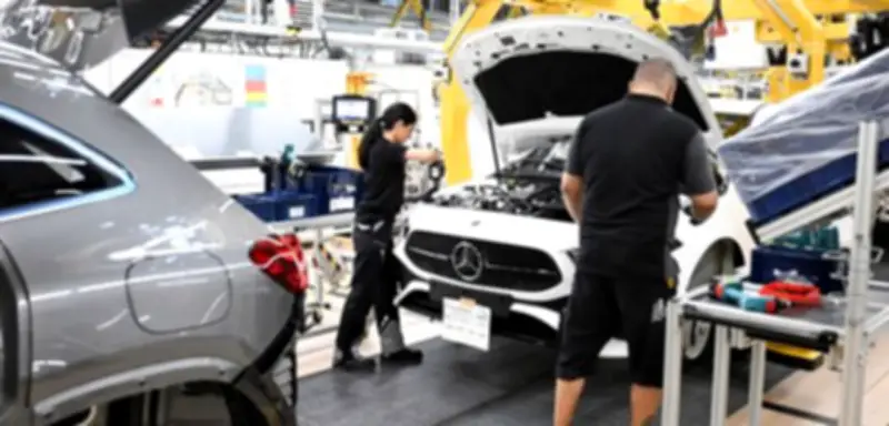 Mercedes-Benz erleidet starken Absatzeinbruch in China – Europa stützt Quartalsbilanz