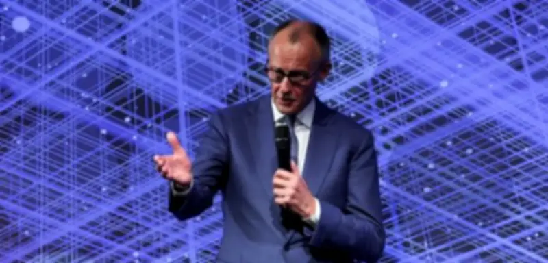 Merz verschärft Ton gegenüber SPD: Dringende Reformen in Energie und Sozialem gefordert