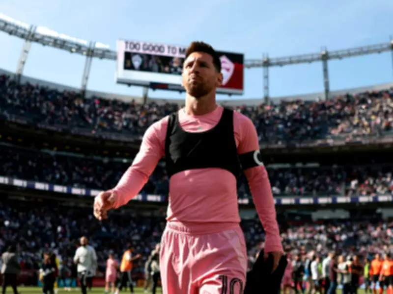 Messi glänzt bei Debüt von Interimscoach Hoyos: Doppelpack sichert Sieg