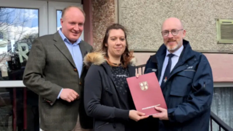 Minister bringt 170.000 Euro für Hort-Sanierung nach Tützpatz - Kapazität soll fast verdoppelt werden