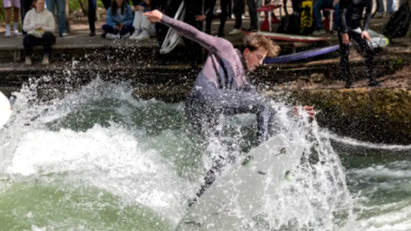 München testet offiziell neue Eisbachwelle: Comeback für legendären Surfspot?