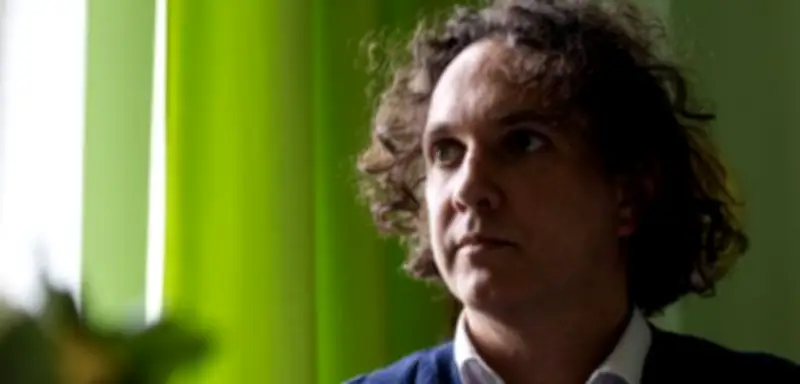 Mobbing-Skandal: Senatorin entschuldigt sich bei schwulem Lehrer