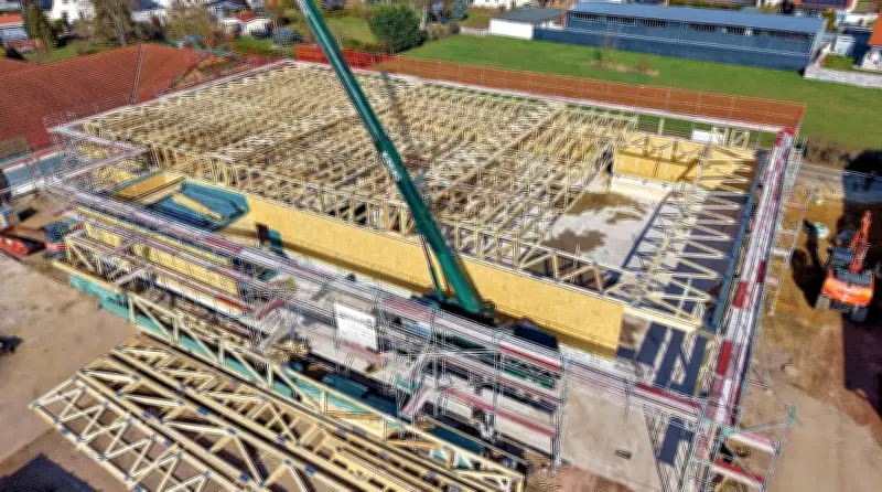 Nachhaltiger Umbau: Einkaufszentrum Hohendorfer Marke in Merseburg setzt auf Holzbauweise