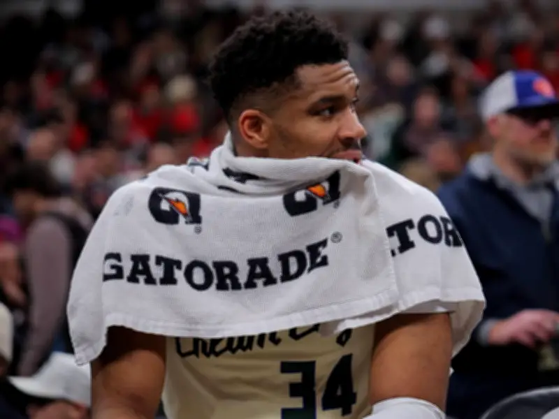 NBA-Superstar Antetokounmpo in offenem Konflikt mit Milwaukee Bucks – Liga ermittelt