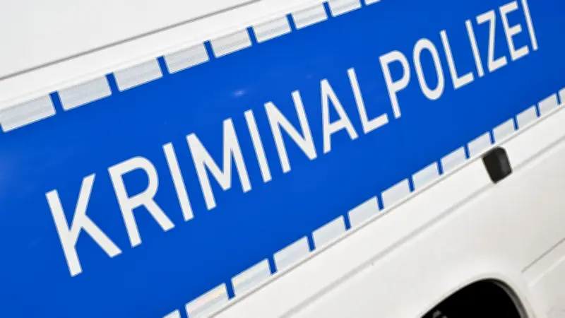 Nächtliche Einbrüche in zwei Firmen in Selmsdorf: Polizei sucht Zeugen