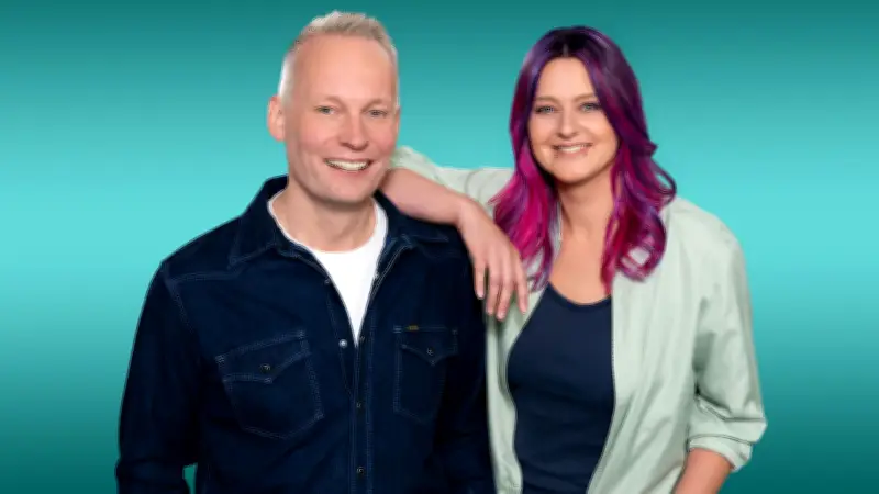 NDR-Frühstücksclub sendet live aus Bandenitz: Radioerlebnis an der Tankstelle