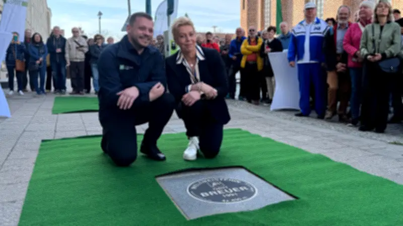 Neubrandenburgs Walk of Sport ehrt zwei Leichtathletik-Legenden mit DDR-Vergangenheit