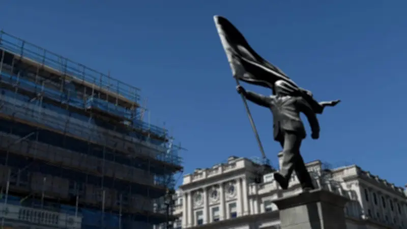 Neue Banksy-Skulptur in London aufgetaucht
