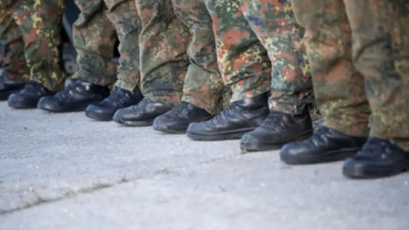 Neue Bundeswehr-Regel: Alle Männer bis 45 müssen Auslandsaufenthalte genehmigen lassen