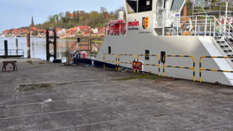 Neue Elbfähre zwischen Bleckede und Neu Bleckede verzögert sich
