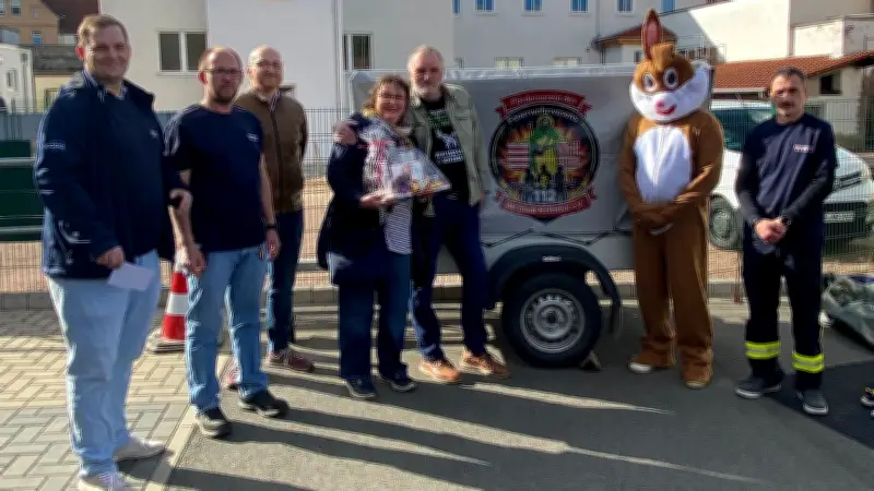 Neuer Autoanhänger für Hettstedter Feuerwehrverein durch großzügige Spende