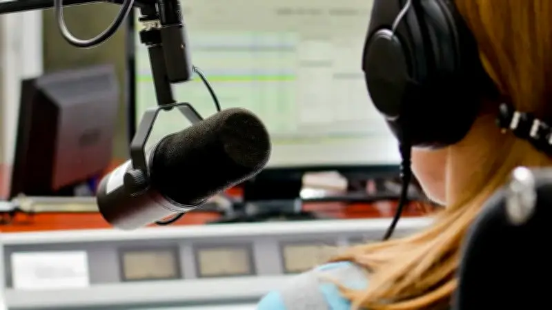 Neuer Radiosender startet in MV: 'Schlager Radio' wird zur regionalen Stimme