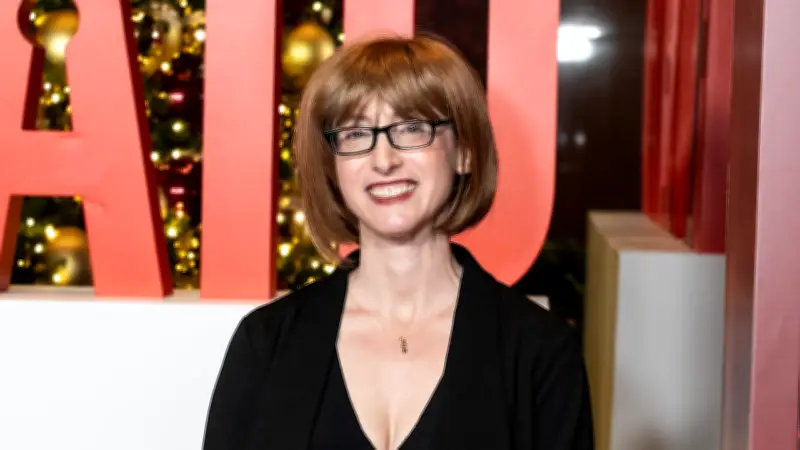 Neurologin schrieb heimlich Weltbestseller-Thriller: Doppelleben als Ärztin und Autorin