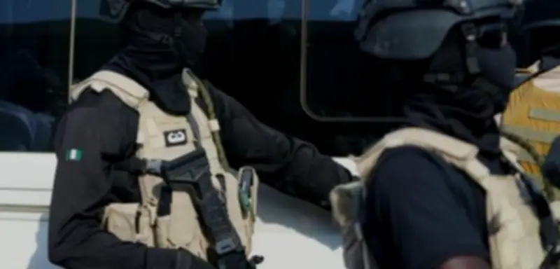 Nigeria: Luftangriff auf Dorfmarkt tötet Hunderte - Armee räumt Fehler ein