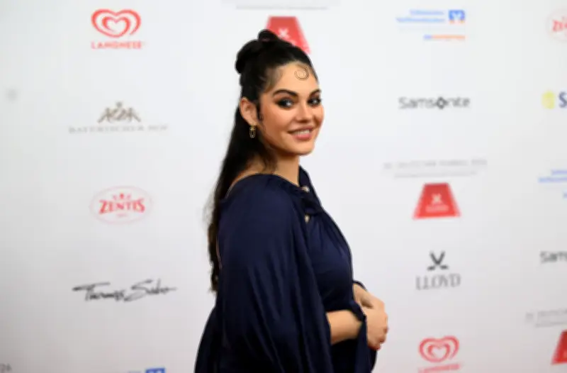 Nilam Farooq erwartet viertes Kind und spricht über private Gründe für Schweigen