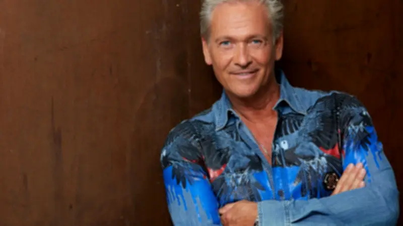 Olaf Berger: DDR-Sänger erinnert sich an bewegende Geburt seiner Tochter per Fax in Neubrandenburg