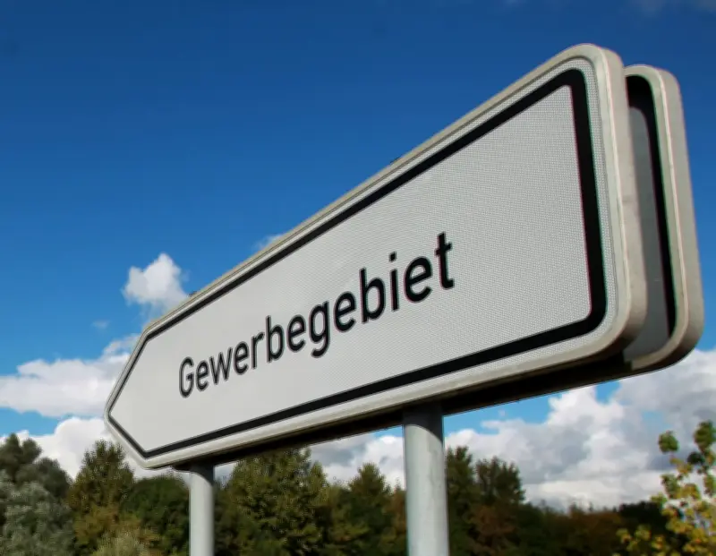 Ostdeutsche Metallindustrie: Standortbedingungen laut Verband besser als im Westen