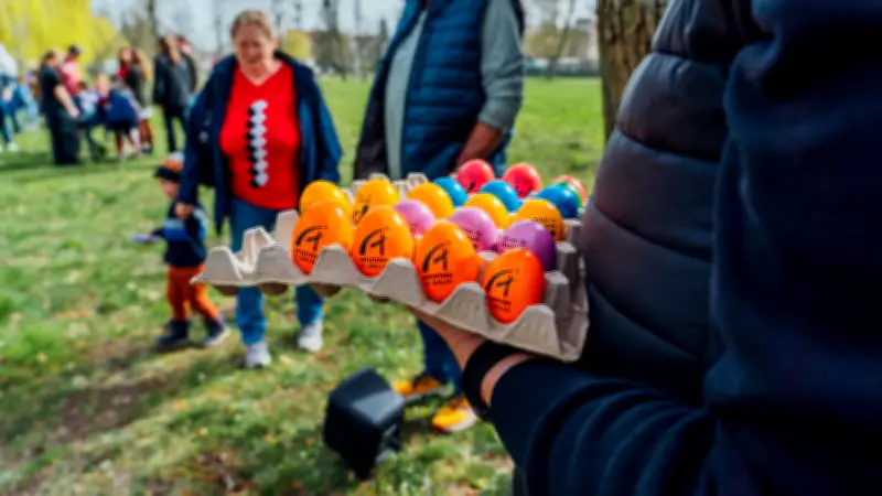 Ostereiersuche im Anklamer Stadtpark lockt mit 762 Eiern und Streichelzoo