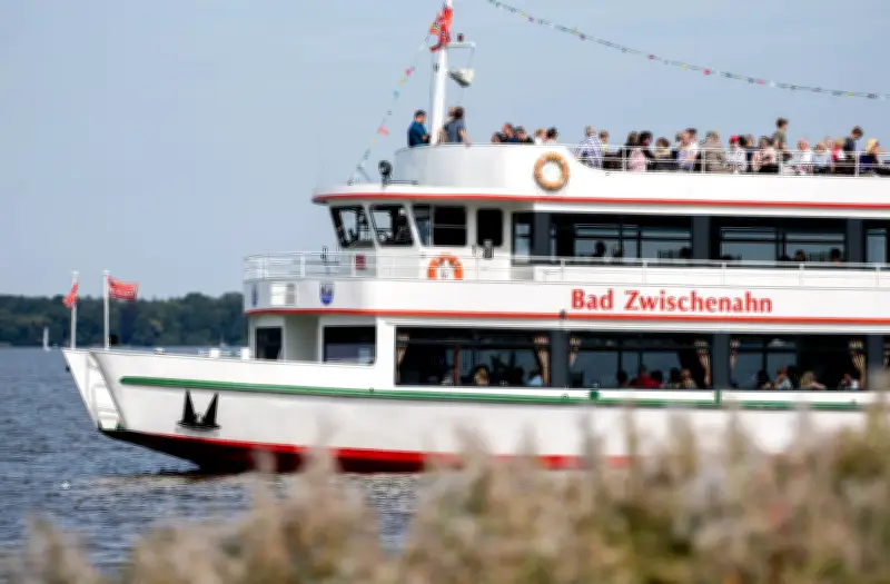 Osterseefahrten starten: Diese Schiffe in Bremen und Niedersachsen nehmen wieder Fahrt auf