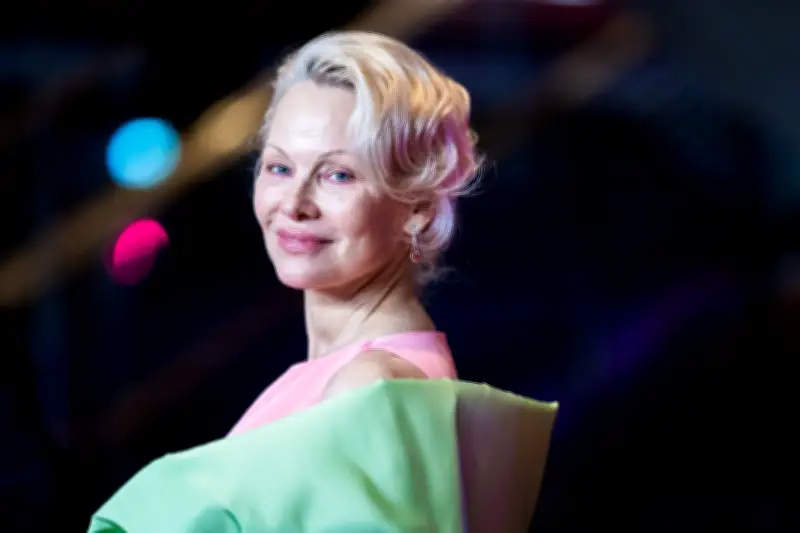 Pamela Anderson: Karrieregefühl wie am ersten Tag trotz Jahrzehnten im Rampenlicht